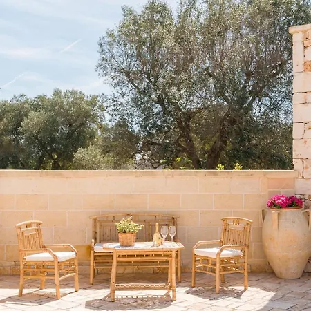 Ferienhaus Trullo Amami Con Piscina Privata San Michele Salentino