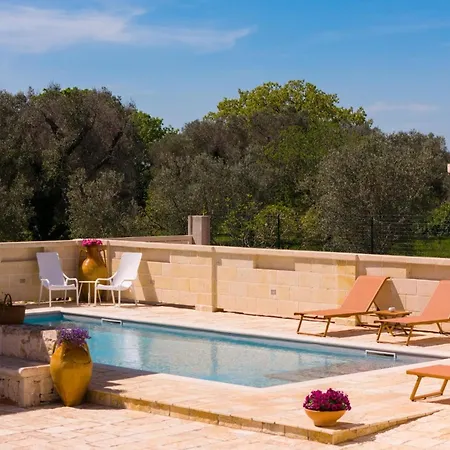 Ferienhaus Trullo Amami Con Piscina Privata San Michele Salentino